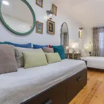 Διαμέρισμα Charming & Cozy - Alfama | By Airnest