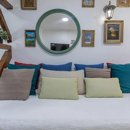 Charming & Cozy - Alfama | By Airnest * Lisbon