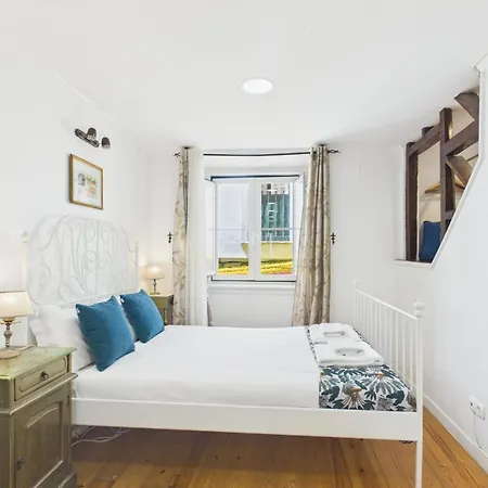 Charming & Cozy - Alfama | By Airnest דירה *